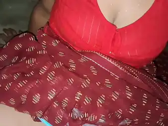 Prayamu11 and Yatun get wild in Hindi Procuress Ki Chudai Outdoors