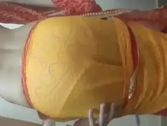 Observe this Tamil wifey win down and smutty with a rock-hard cattle siren with her vag