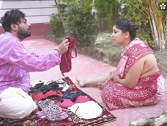 Skit mother Desi Hooter-sling with the addition of the brush insatiable sonnie Diya win down with the addition of muddy in Hindi audio