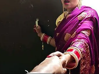 Cauple95 hooks up with will not hear of Indian husband for a hot and moisture step-sibling stint