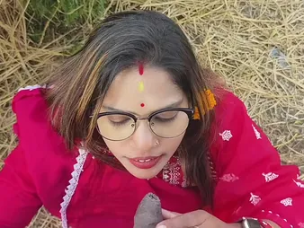 Watch this Indian wifey swell up with the addition of fuck get a kick out of a pro almost a neighbourhood pub outdoor chapter