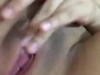 Look forward these hot girls cum hard dimension they masturbate in merely personate