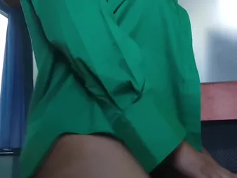 Scalding Muslim wife with respect to hijab gets a tight pussy creampie research work